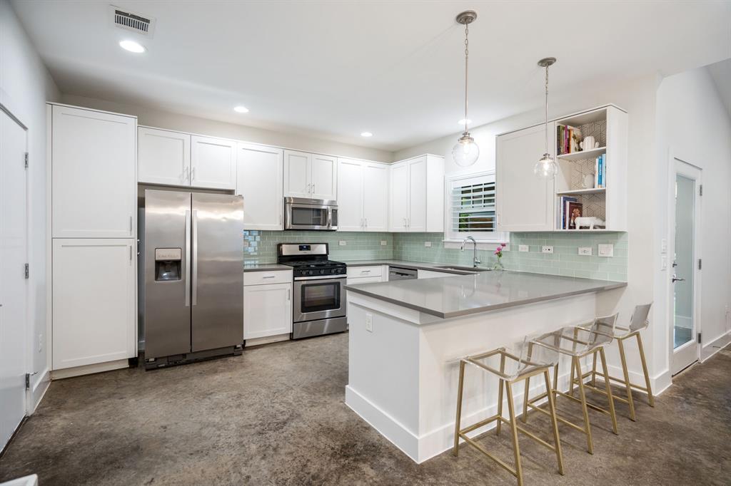 Bishop Heights 4 Add - Residential