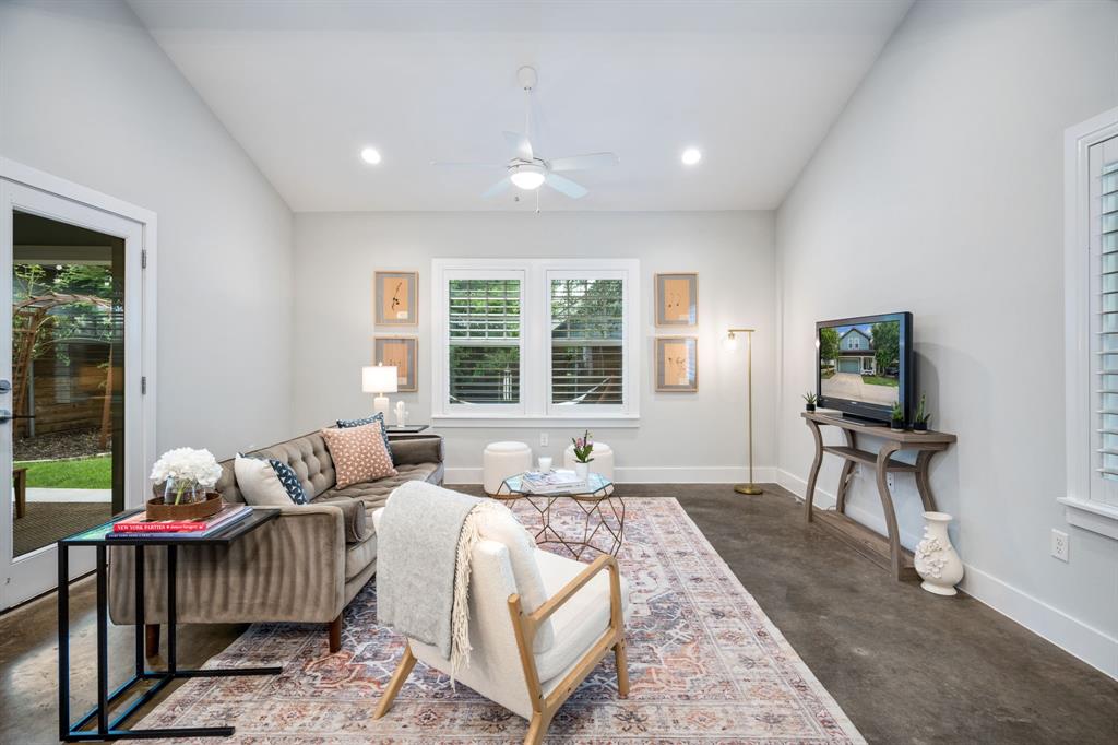 Bishop Heights 4 Add - Residential