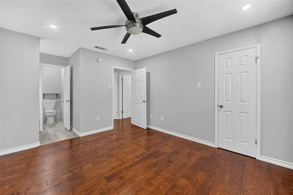 Preston Oaks Crossing Condos 01 & 02 - Residential