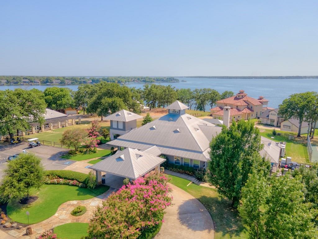 Pinnacle Club - Residential Lease