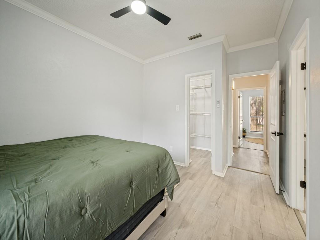Chasewood Oaks Condo - Residential