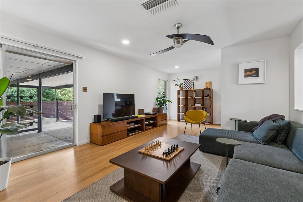 Lakeland Hills 01 - Residential