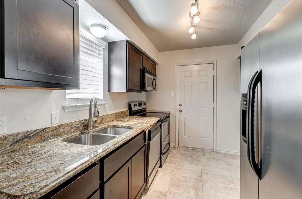 Frisco Heights Add - Residential Lease