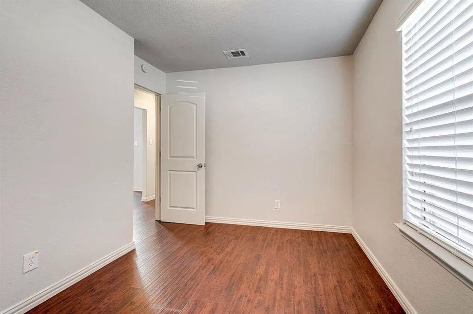 Frisco Heights Add - Residential Lease