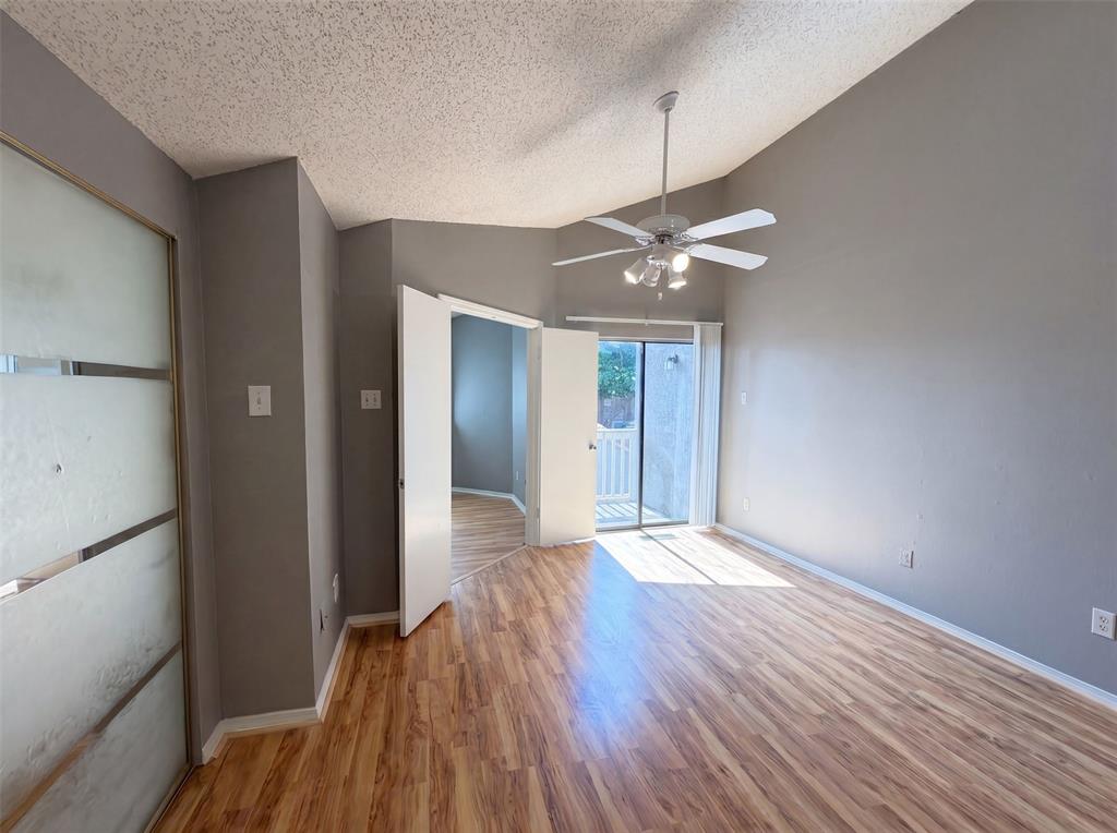 Villas Condo At Pkwy Village - Residential