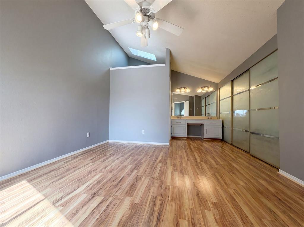 Villas Condo At Pkwy Village - Residential
