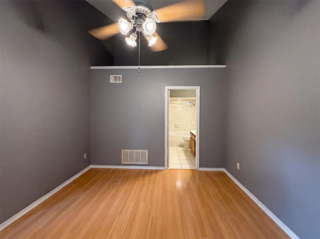 Villas Condo At Pkwy Village - Residential
