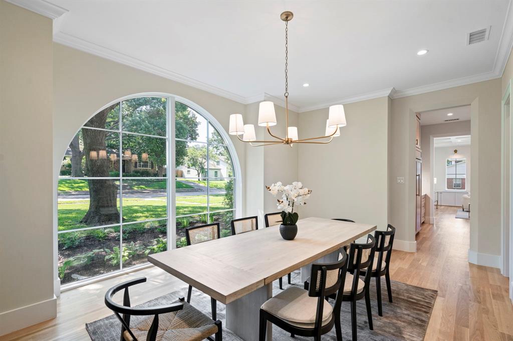 LAKE RIDGE ESTATES 1ST INST - Residential