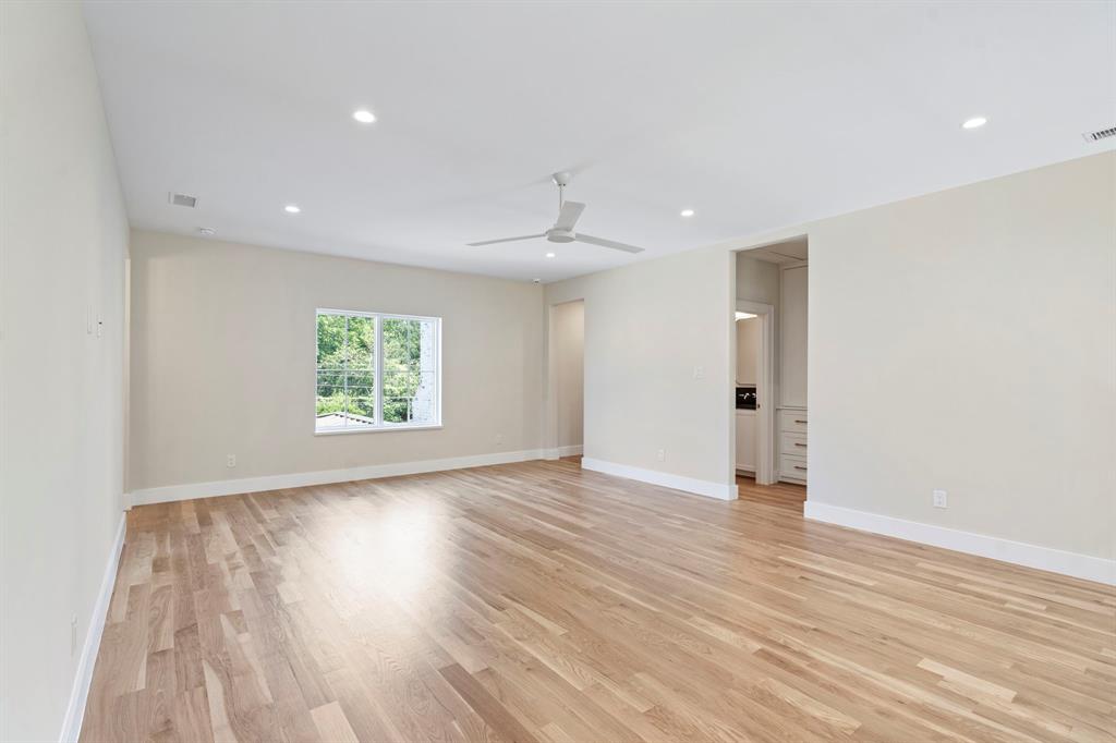 LAKE RIDGE ESTATES 1ST INST - Residential