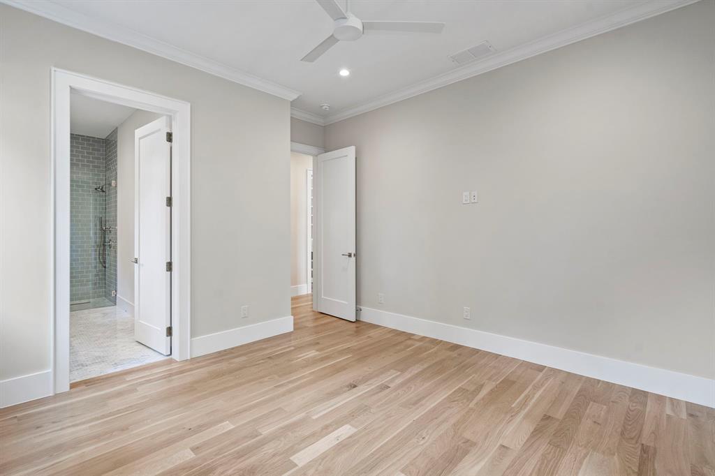 LAKE RIDGE ESTATES 1ST INST - Residential