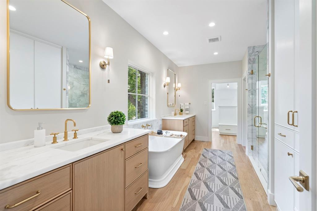 LAKE RIDGE ESTATES 1ST INST - Residential