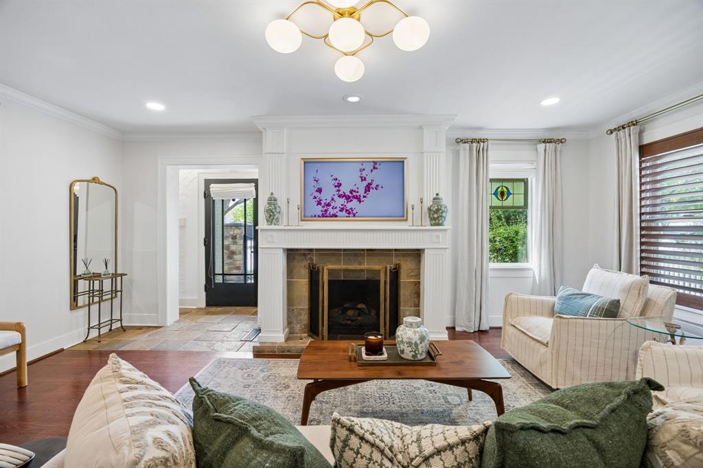 Chamberlain Arlington Heights 1st - Residential
