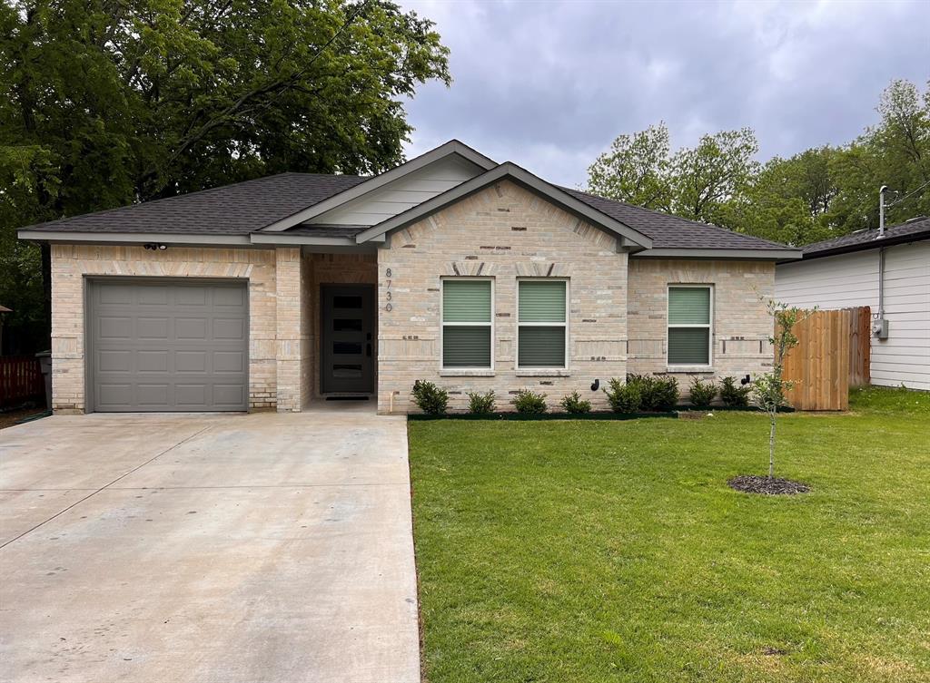 - MOTIVATED SELLERS - Welcome to this stunning home just 15 minutes from downtown Dallas, where modern design meets everyday comfort. Inside, you’ll find an open-concept layout with soaring 10-foot ceilings and abundant natural light—perfect for both relaxing and entertaining. The kitchen is a true centerpiece, featuring a large island, marble countertops, decorative backsplash, and a gas range. The spacious primary suite offers a tray ceiling, a luxurious ensuite with a walk-in shower, oversized tile, and a custom walk-in closet. Wood-look tile flooring runs throughout, four generously sized bedrooms and thoughtfully designed living spaces. Step outside to a large, fully fenced backyard—ideal for entertaining, pets, or unwinding—plus an extended driveway for added convenience. Offering the perfect blend of style, space, and location, this home is one you don’t want to miss.