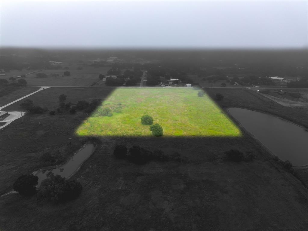 COUNTRY OAKS - Commercial Sale