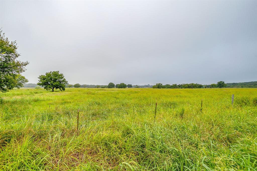 COUNTRY OAKS - Commercial Sale