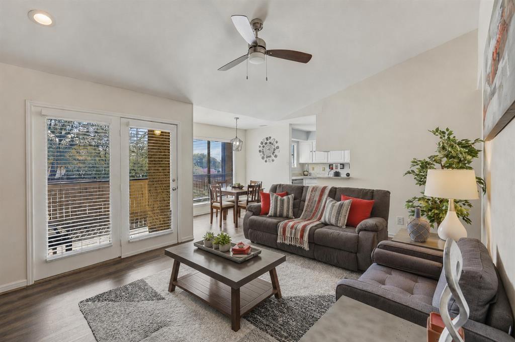 Cloisters Condo The - Residential