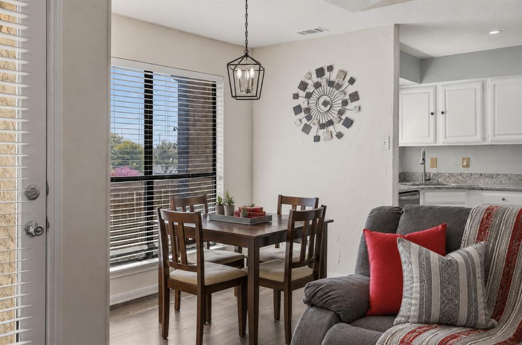 Cloisters Condo The - Residential