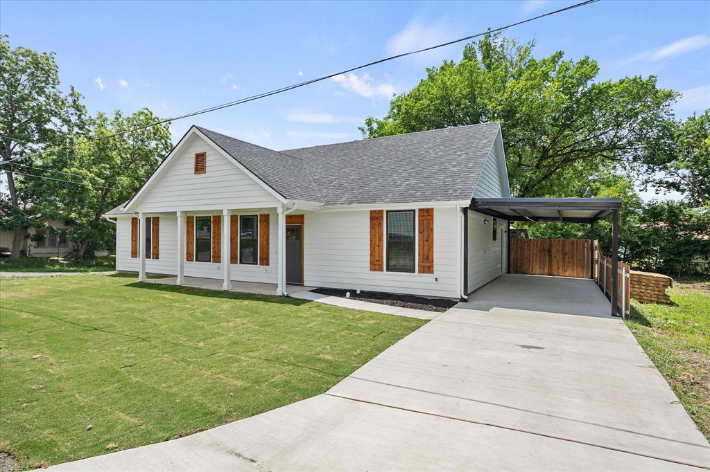 Orig Town Of Wolfe City - Residential