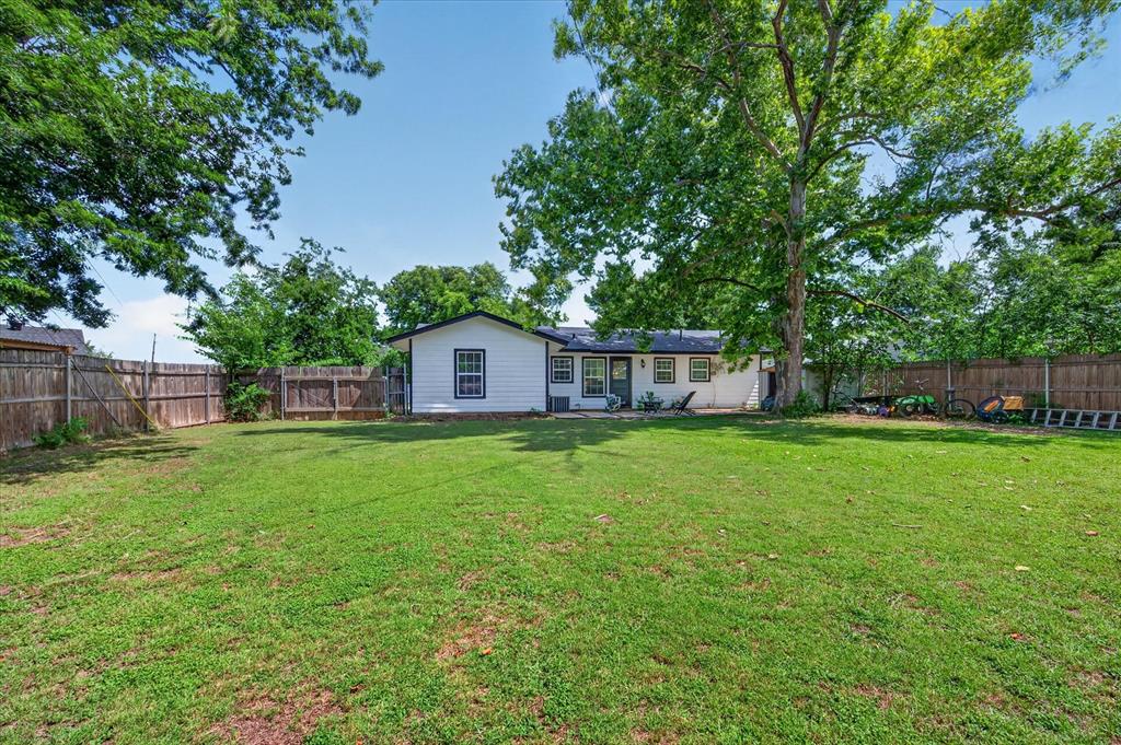 Crestmoor Park - Residential