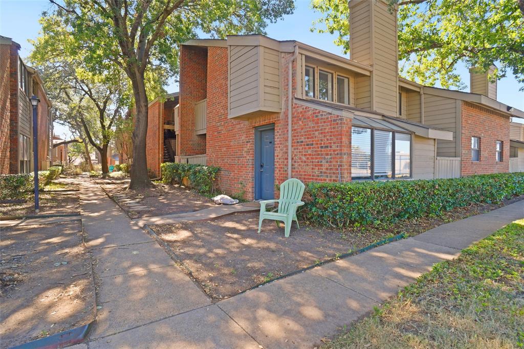 Fantastic Investment Opportunity! Charming 2 Bed, 1 Bath Condo in Prime North East Dallas Location

An incredible opportunity for investors! This charming 2-bedroom, 1-bathroom condo offers immediate income generation as it's currently occupied with reliable tenants in lease until May 30, 2026

Enjoy unparalleled convenience with quick access to Highways 635 & 75, placing you just minutes from major employers and institutions like Texas Instruments, Richland College, and Medical City Hospital. Explore the vibrant scenes of Greenville Avenue, SMU, and downtown Dallas with ease. Commuting is a breeze with short drives to both DFW Airport and Dallas Love Field, plus the Forest Lane DART Station is approximately 5 minutes away for seamless public transit.

The unit includes one assigned covered parking space, adding to the convenience. Residents also benefit from an on-premises pool, perfect for relaxation.

Don't miss out on this investor's delight in a highly desirable, central Dallas location! Generate income immediately.

Schedule a showing today!