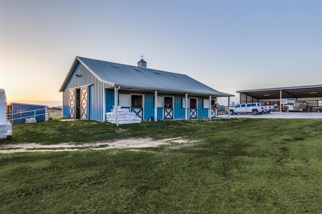 H White - Farm