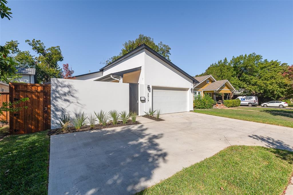 Lakewood Heights - Residential Lease