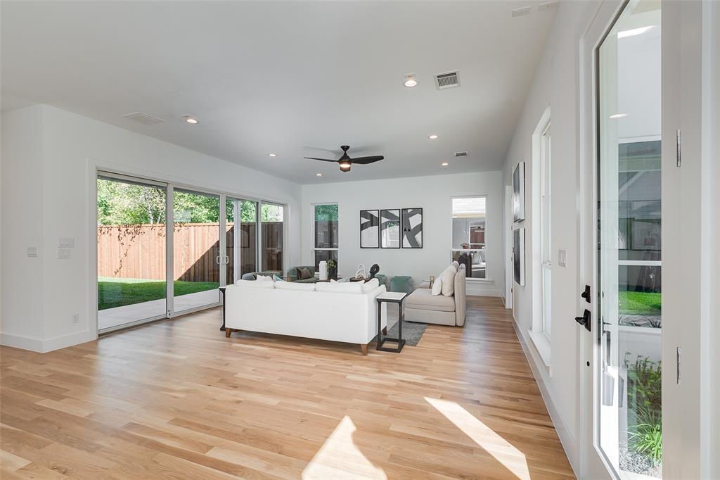 Lakewood Heights - Residential Lease