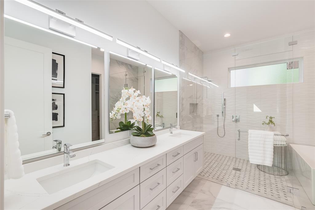 Lakewood Heights - Residential Lease