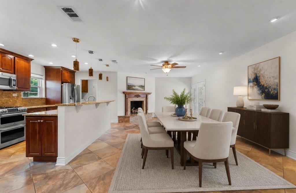 Casa Linda Forest - Residential