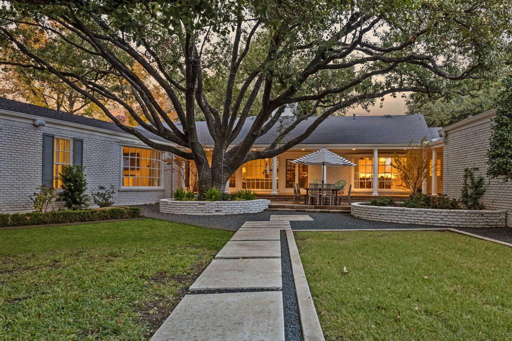 NORTHBROOK ESTATES - Residential