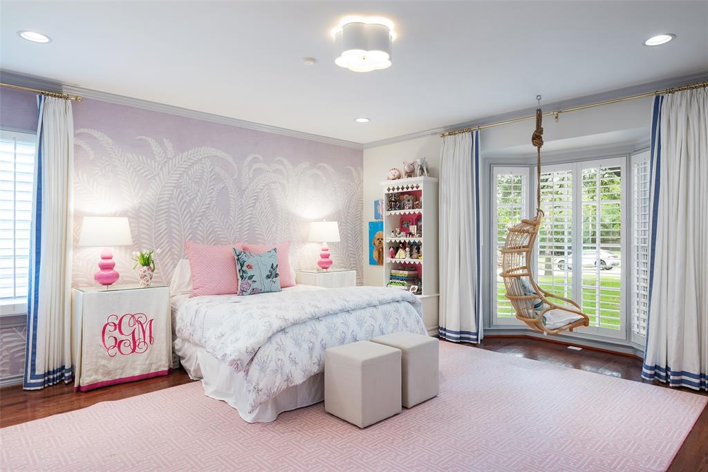 NORTHBROOK ESTATES - Residential