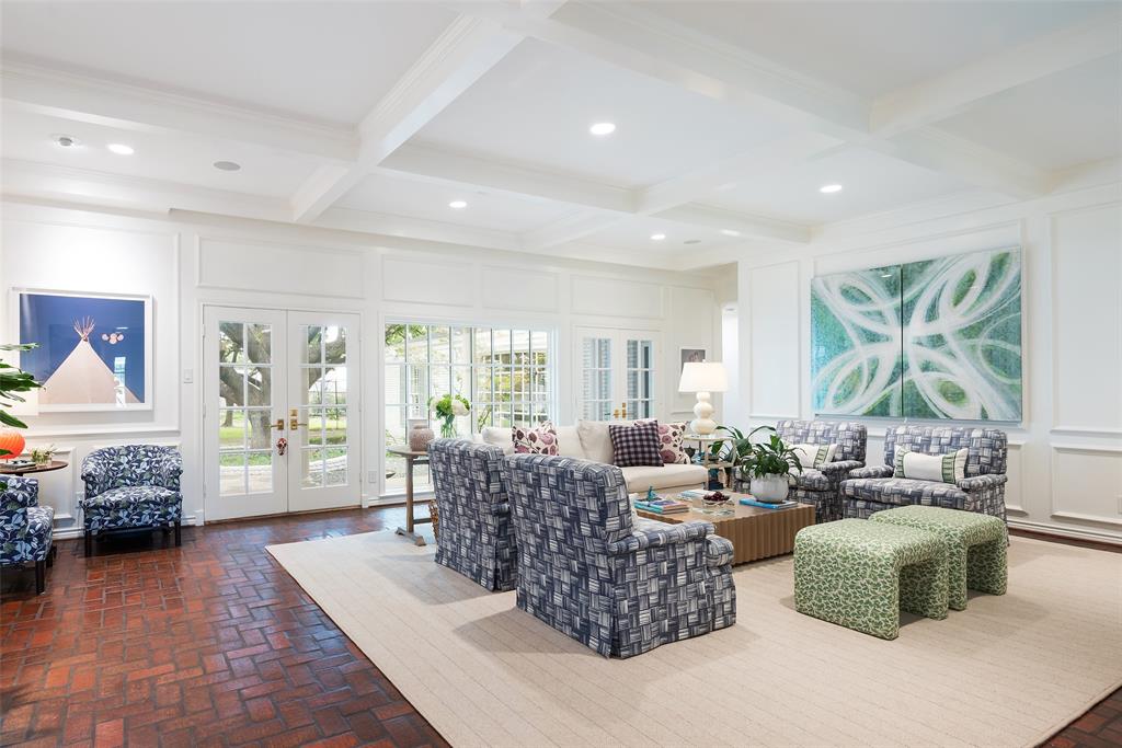 NORTHBROOK ESTATES - Residential