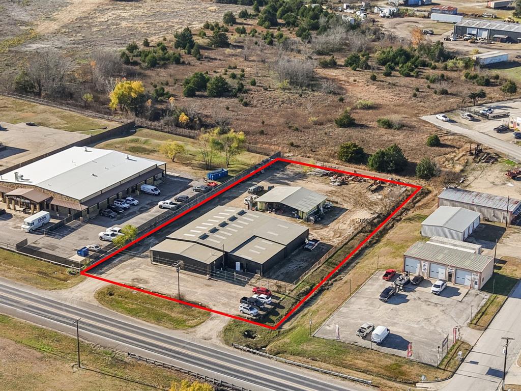 Corsicana - Commercial Sale