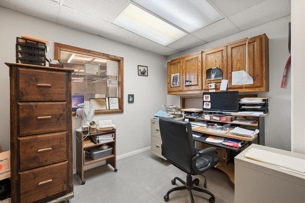 Corsicana - Commercial Sale