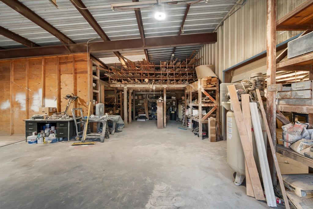 Corsicana - Commercial Sale