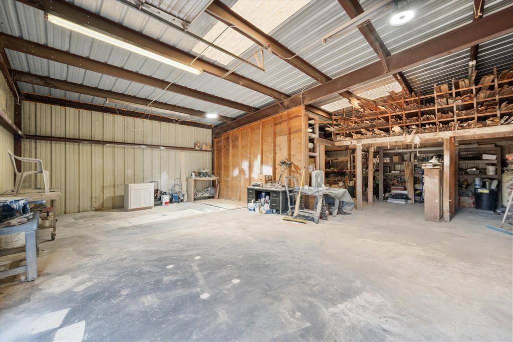 Corsicana - Commercial Sale