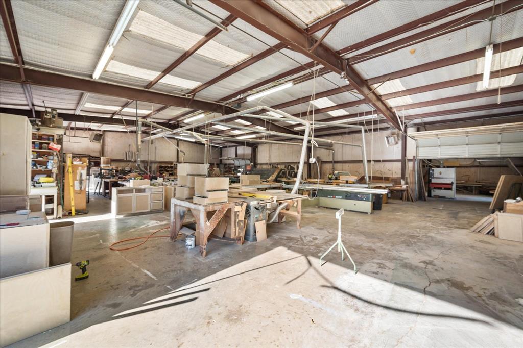 Corsicana - Commercial Sale