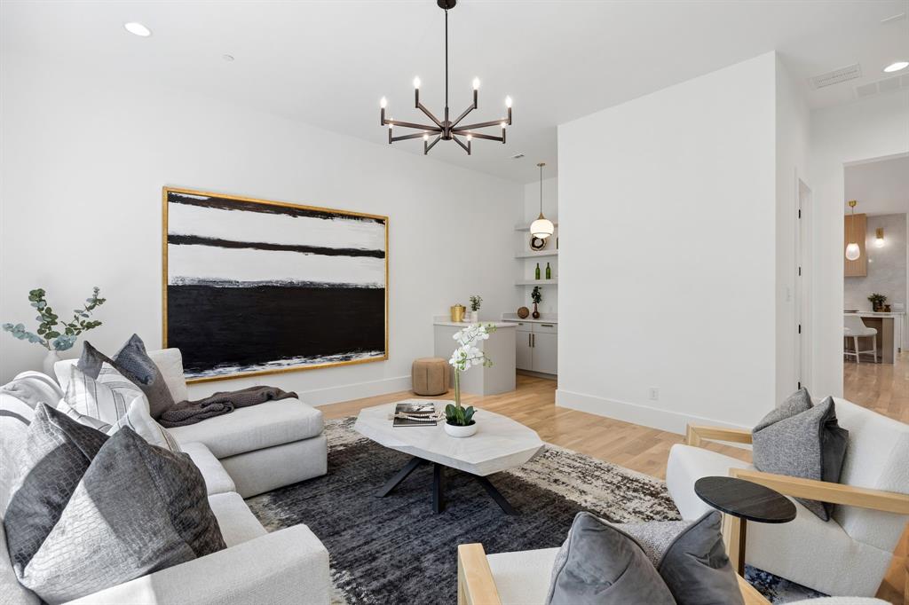 Metairie-Southlake - Residential