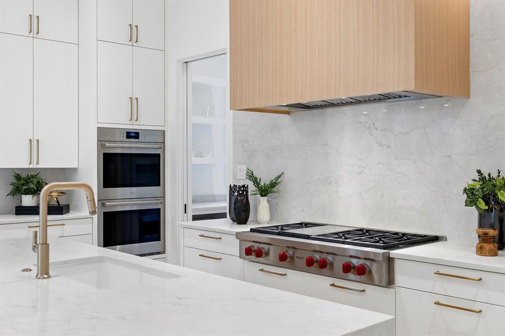 Metairie-Southlake - Residential