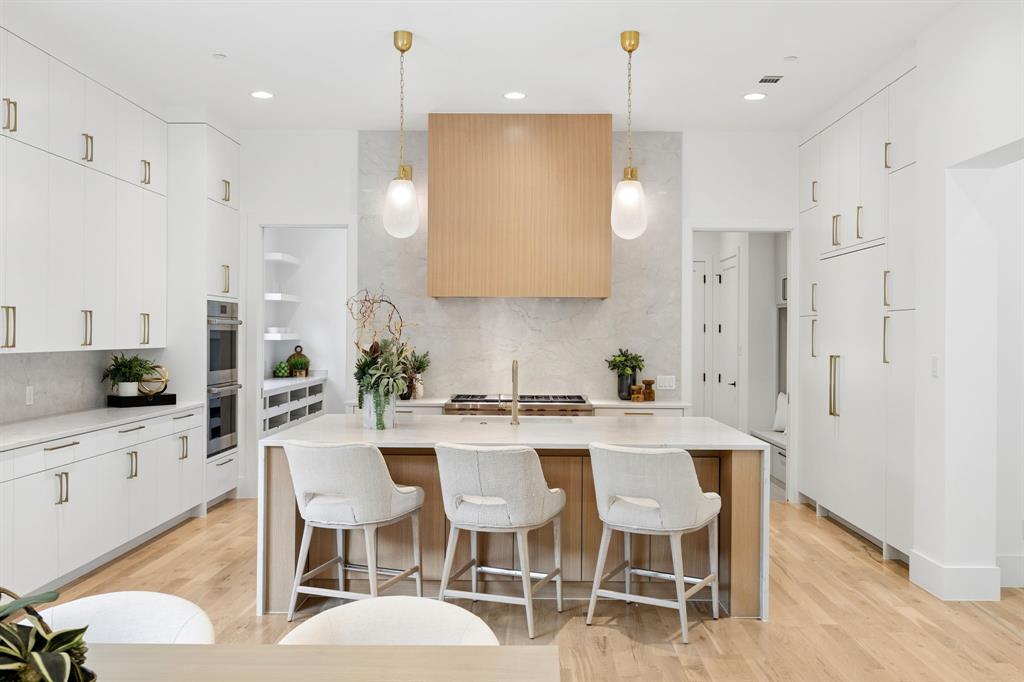 Metairie-Southlake - Residential