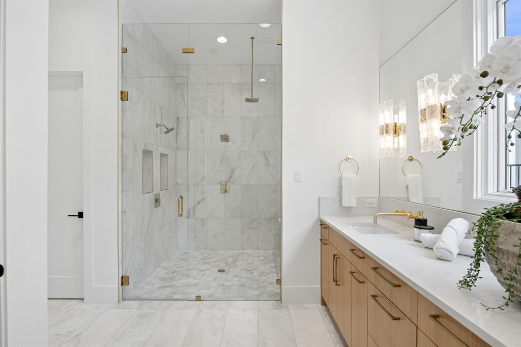 Metairie-Southlake - Residential