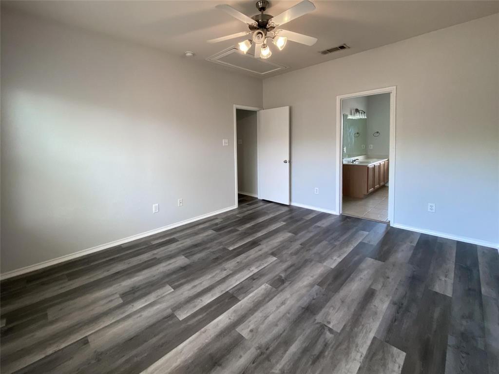 Villages Of Chisholm Ridge Th - Residential