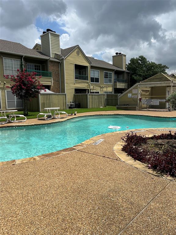 Oaks On The Ridge Condo - Residential