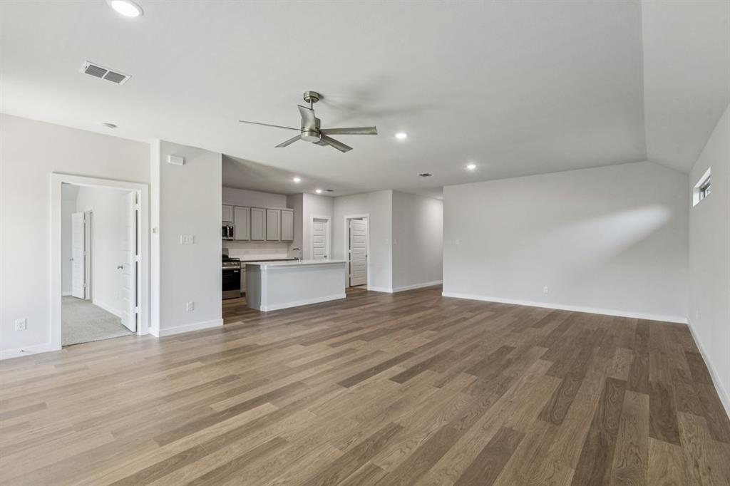 Lakehaven - Residential
