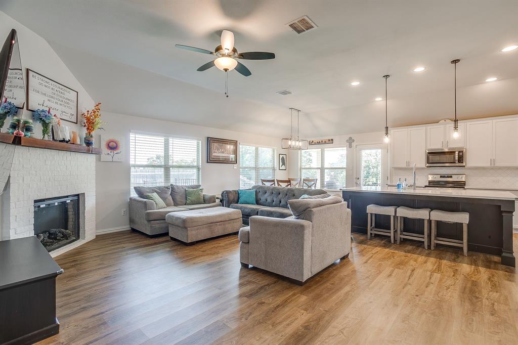 Mountain Vly Lake Ph 4 - Residential