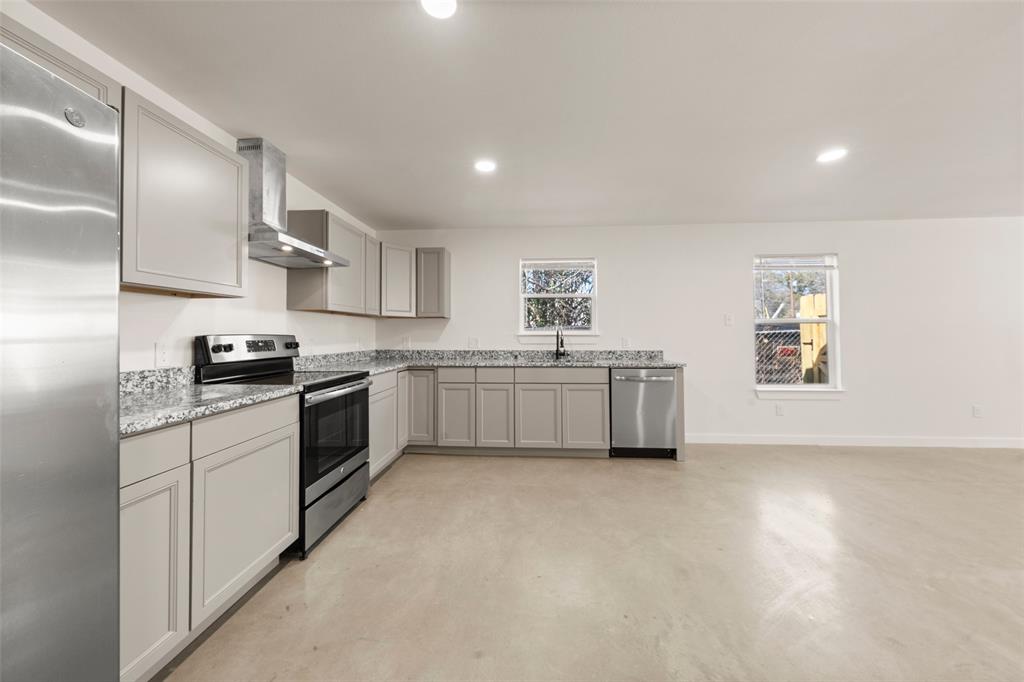 Burleson M F - Residential Income