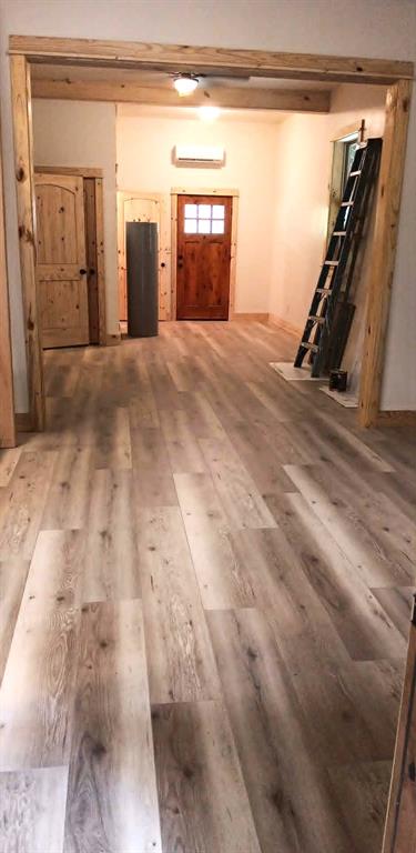 (S2350) HOLIDAY HILLS - Residential