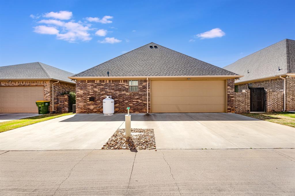 Fountain Village - Residential