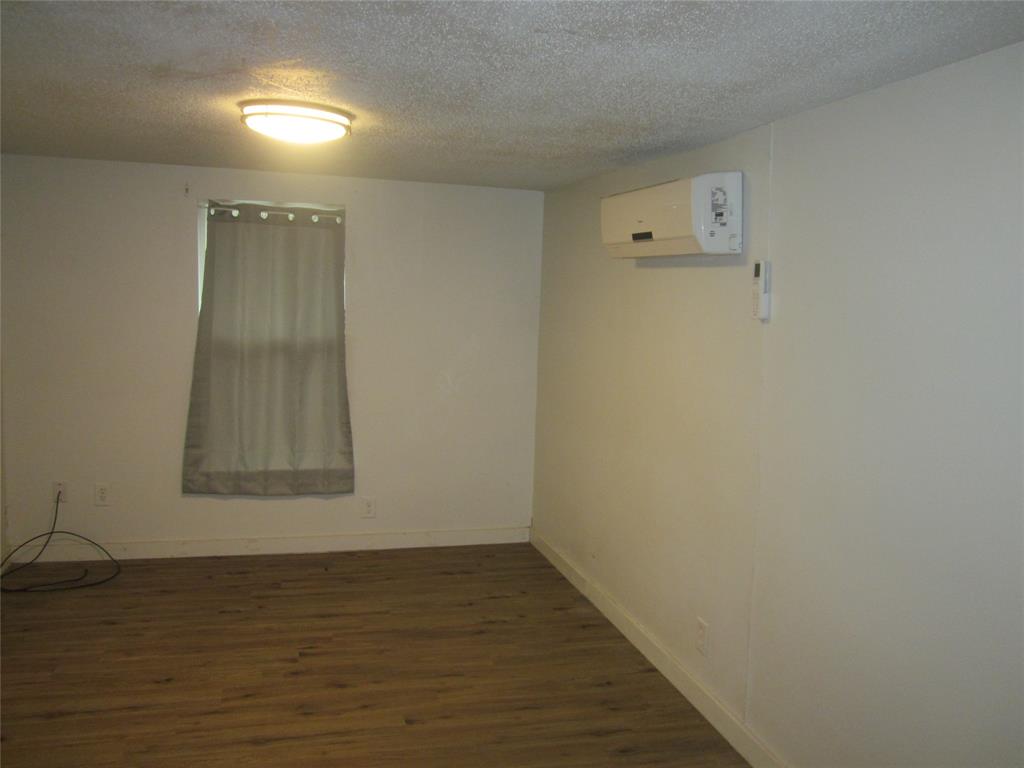 MOBERLEY - Residential
