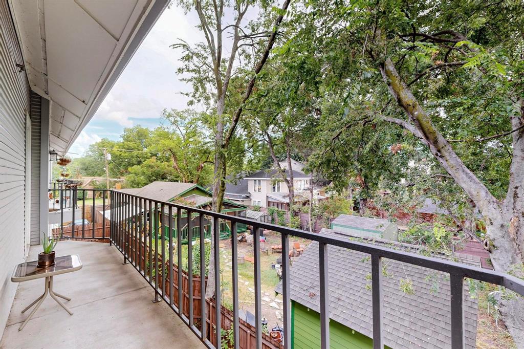 Beacon Street Living Condo - Residential